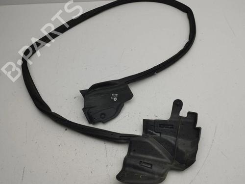 Used Rubber door seal TESLA MODEL S (5YJS) 60 (306 hp) 28900728