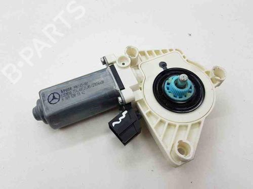 Rudehejsemotor forskærm venstre MERCEDES-BENZ B-CLASS Sports Tourer (W245) B 180 CDI (245.207) (109 hp) 28887269