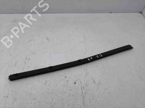 Gummiliste TESLA MODEL S (5YJS) 60 (306 hp) 28900810