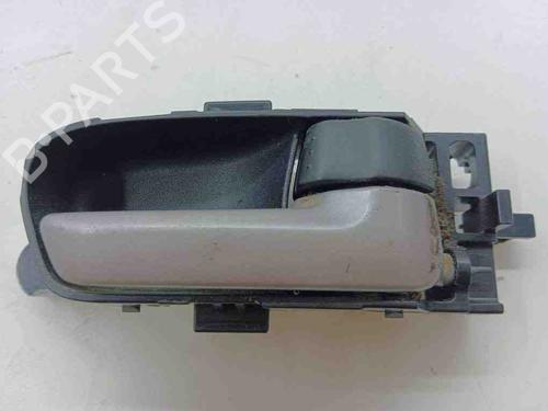 Used Rear right interior door handle SUZUKI GRAND VITARA II (JT, TE, TD) 1.9 DDiS All-wheel Drive (JT419, TD44, JB419WD, JB419XD,... (129 hp) 28886558