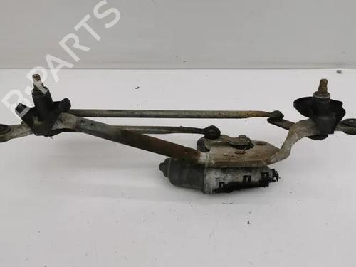 Scheibenwischergestänge vorne TOYOTA YARIS (_P1_) 1.4 D-4D (NLP10_, NLP10R) | BP28855924C83 