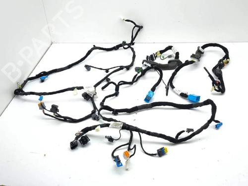 Used Wiring harness Wiring harness 33914777 33914777