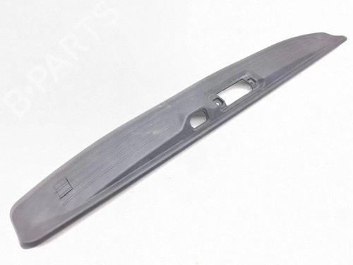 Used Tailgate trim Tailgate trim 38318331 38318331