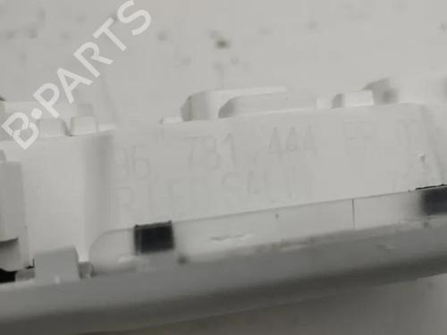 Interior roof light PEUGEOT 3008 II SUV (MC_, MR_, MJ_, M4_) 1.6 BlueHDi 120 | BP28863334I8 