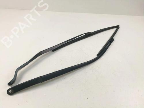 Used Rear windshield wiper arm Rear windshield wiper arm 36197414 36197414
