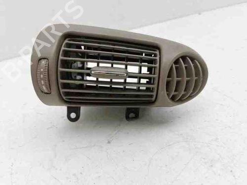 Used Air vent MERCEDES-BENZ C-CLASS (W203) C 200 CDI (203.004) (116 hp) 28848750
