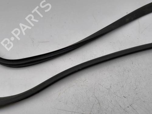 Rubber door seal RENAULT CLIO V (B7_) 1.3 TCe 130 (B7MF) | BP28897008C142 