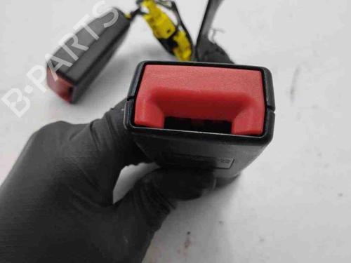 Seat buckle MERCEDES-BENZ C-CLASS (W204) C 220 CDI (204.002) | BP28904700I32 