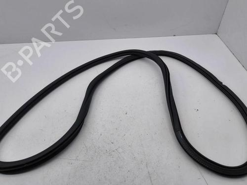 Used Rubber door seal AUDI A3 Sportback (8VA, 8VF) 1.0 TFSI (115 hp) 28899945