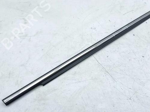 Used Door moulding trim CITROËN C-CROSSER (VU_, VV_) 2.2 HDi (156 hp) 31303070