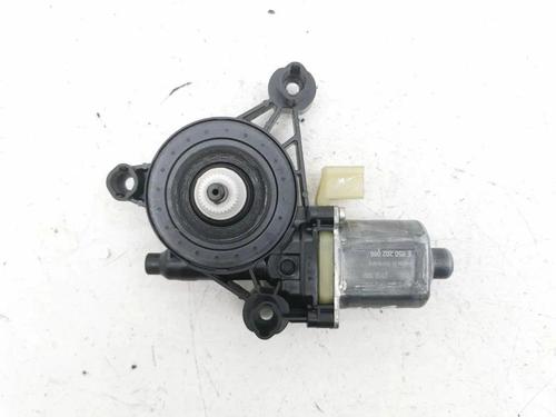 Used Right rear window motor Right rear window motor 28898791 28898791