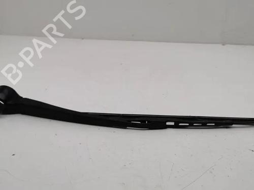 Used Rear windshield wiper arm VW GOLF IV Variant (1J5) 1.9 TDI (90 hp) 28849706