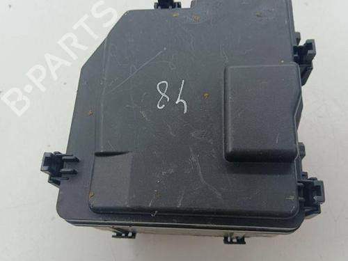 Fuse box HONDA CR-V II (RD_) 2.2 CTDi (RD9) | BP28841189E1 