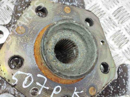 Left front steering knuckle MASERATI QUATTROPORTE V 4.2 | BP28893572M25 