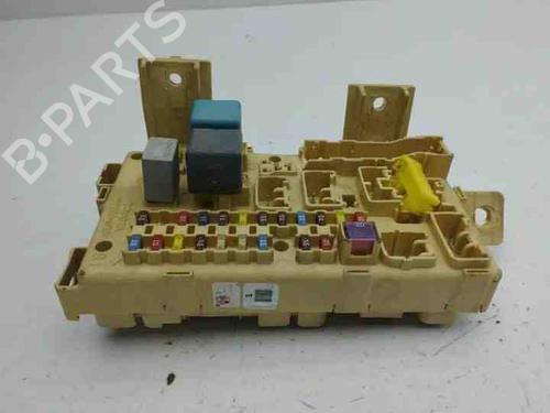 Used Fuse box TOYOTA COROLLA Verso (_E12_) 2.0 D-4D (CDE120_) (116 hp) 28843933