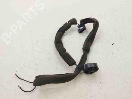 Used Speaker AUDI A4 B5 (8D2) 1.9 TDI (110 hp) 28850518
