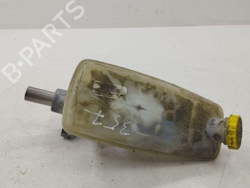 Used Brake master cylinder CHRYSLER VOYAGER IV (RG, RS) 2.8 CRD (150 hp) 28890624