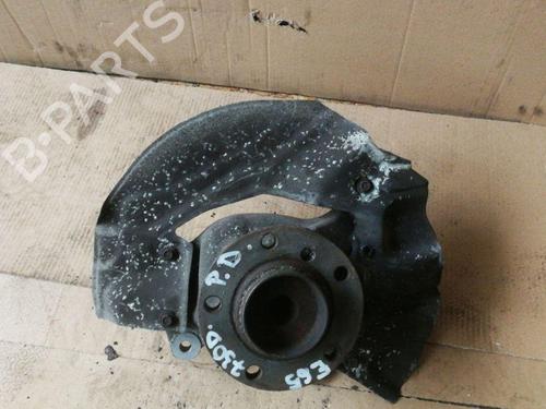 Used Right front steering knuckle BMW 7 (E65, E66, E67) 730 Ld (231 hp) 28884488