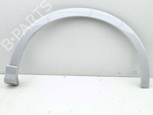 Używane Listwa nadkola przedniego prawego AUDI Q3 (F3B) 35 TFSI (150 hp) 30003981