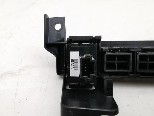 Switch NISSAN JUKE (F16_) 1.6 Hybrid | BP28865006I30 - Image 8