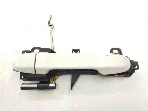 Used Rear left exterior door handle TOYOTA AURIS (_E18_) 1.4 D-4D (NDE180_, NDE180R) (90 hp) 28875508