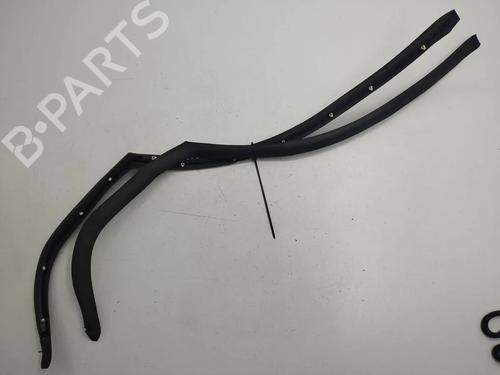 Used Rear windshield wiper arm Rear windshield wiper arm 36193607 36193607