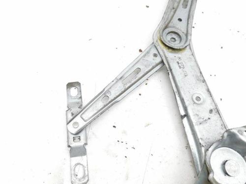 Front left window mechanism OPEL ZAFIRA A MPV (T98) 2.2 DTI 16V (F75) | BP28896786C22