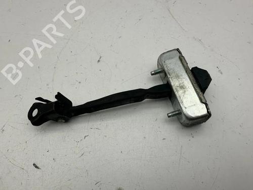 Used Hinge/Door check strap LEXUS IS II (_E2_) 220d (ALE20) (177 hp) 32666083