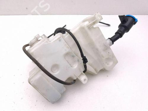Used Windscreen washer tank Windscreen washer tank 37147965 37147965