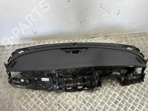 Used Dashboard Dashboard 33669520 33669520