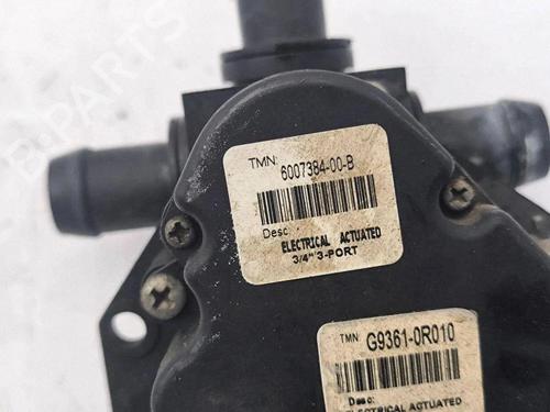Auxiliary water pump TESLA MODEL S (5YJS) 85 | BP40210631M111 - Image 2