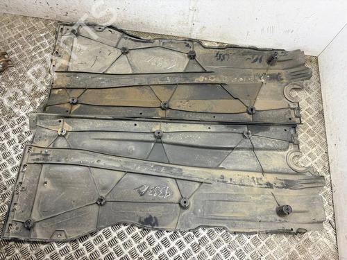 Used Underbody protection Underbody protection 33672656 33672656