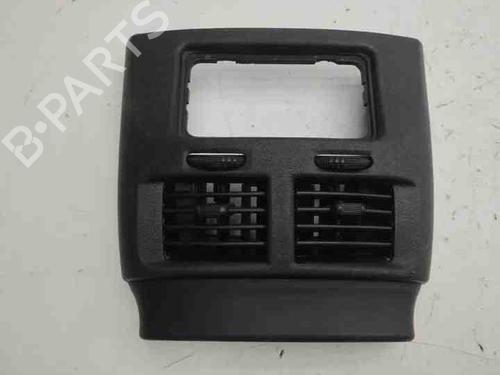 Used Air vent LEXUS IS C (GSE2_) 350 (GSE21) (318 hp) 28859817