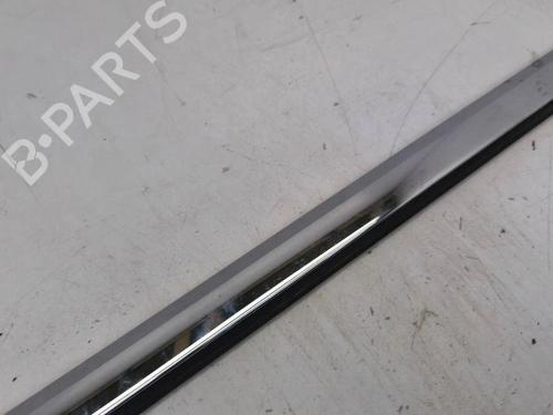 Door moulding trim TESLA MODEL S (5YJS) 60 | BP28900750C150 