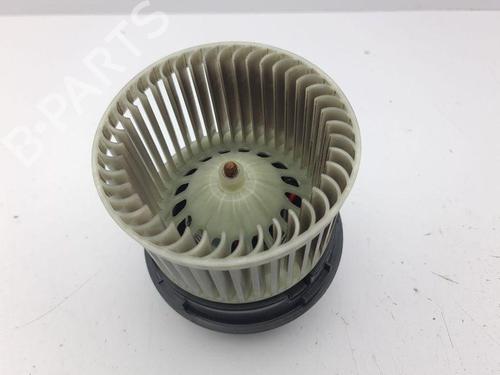 Used Heater matrix PEUGEOT 2008 II (UD_, US_, UY_, UJ_, UR_, UC_) 1.2 PureTech 130 (USHNS, URHNS) (130 hp) 28879417