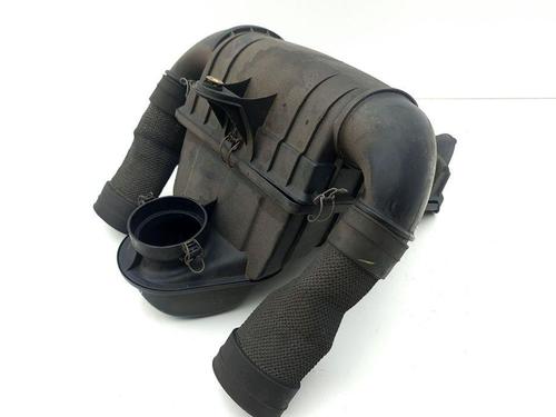 Used Air filter box MASERATI QUATTROPORTE V 4.2 (400 hp) 28881557
