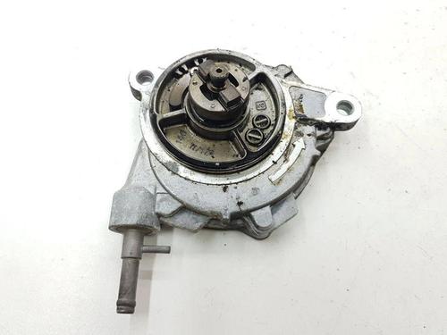 Used Vacuum pump TOYOTA AURIS (_E18_) 1.4 D-4D (NDE180_, NDE180R) (90 hp) 28903323