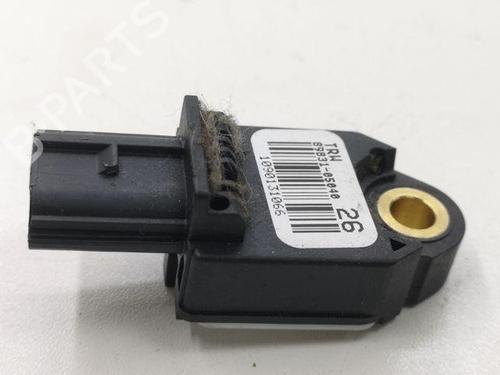 Used Electronic sensor TOYOTA AVENSIS Estate (_T27_) 2.0 D-4D (ADT270_, ADT270R) (126 hp) 28868358