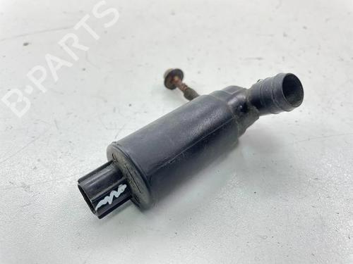 Used Windscreen washer tank Windscreen washer tank 33881311 33881311