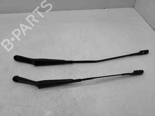 Used Front windshield wiper arm AUDI A6 C7 Avant (4G5, 4GD) 1.8 TFSI (190 hp) 28857640