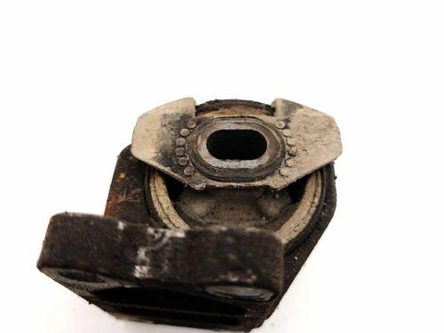 Engine mount LAND ROVER RANGE ROVER SPORT I (L320) 2.7 D 4x4 | BP29008234M89 