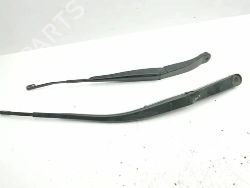 Used Front windshield wiper arm Front windshield wiper arm 33920762 33920762