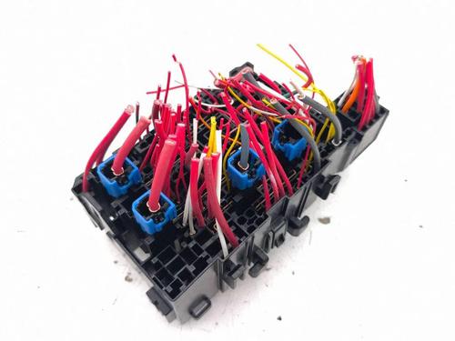 Fuse box RENAULT ARKANA I (LCM_, LDN_) 1.6 E-TECH 145 (LDMU) | BP39160227E1 - Image 4
