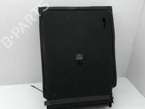 Rear seat PEUGEOT 3008 II SUV (MC_, MR_, MJ_, M4_) 1.6 BlueHDi 120 | BP28863299C17 
