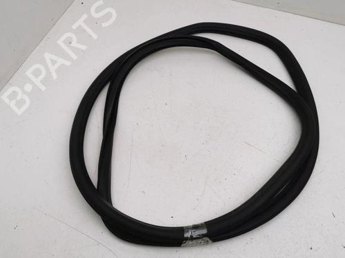 Used Rubber door seal OPEL INSIGNIA B Grand Sport (Z18) 1.6 CDTi (68) (136 hp) 28901775