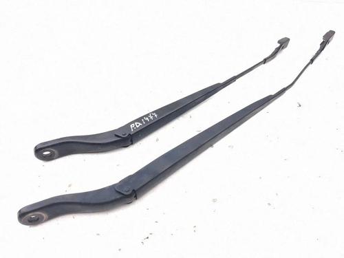 Used Front windshield wiper arm Front windshield wiper arm 39206239 39206239