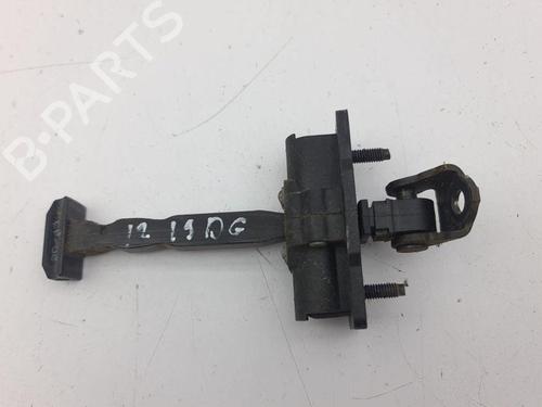 Used Hinge/Door check strap PEUGEOT 2008 II (UD_, US_, UY_, UJ_, UR_, UC_) 1.2 PureTech 130 (USHNS, URHNS) (130 hp) 28879374