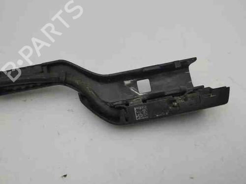 Front windshield wiper arm PEUGEOT 3008 II SUV (MC_, MR_, MJ_, M4_) 1.6 BlueHDi 120 | BP28863331C143