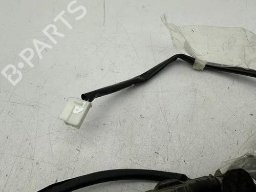 Wiązka przewodów TOYOTA YARIS (_P1_) 1.4 D-4D (NLP10_, NLP10R) | BP28853378E16