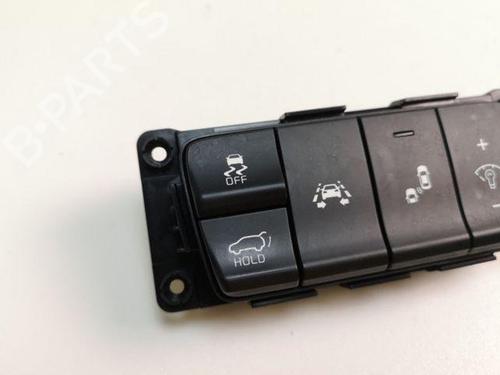 Switch KIA SPORTAGE V (NQ5) 1.6 T-GDI AWD | BP28869134I30 